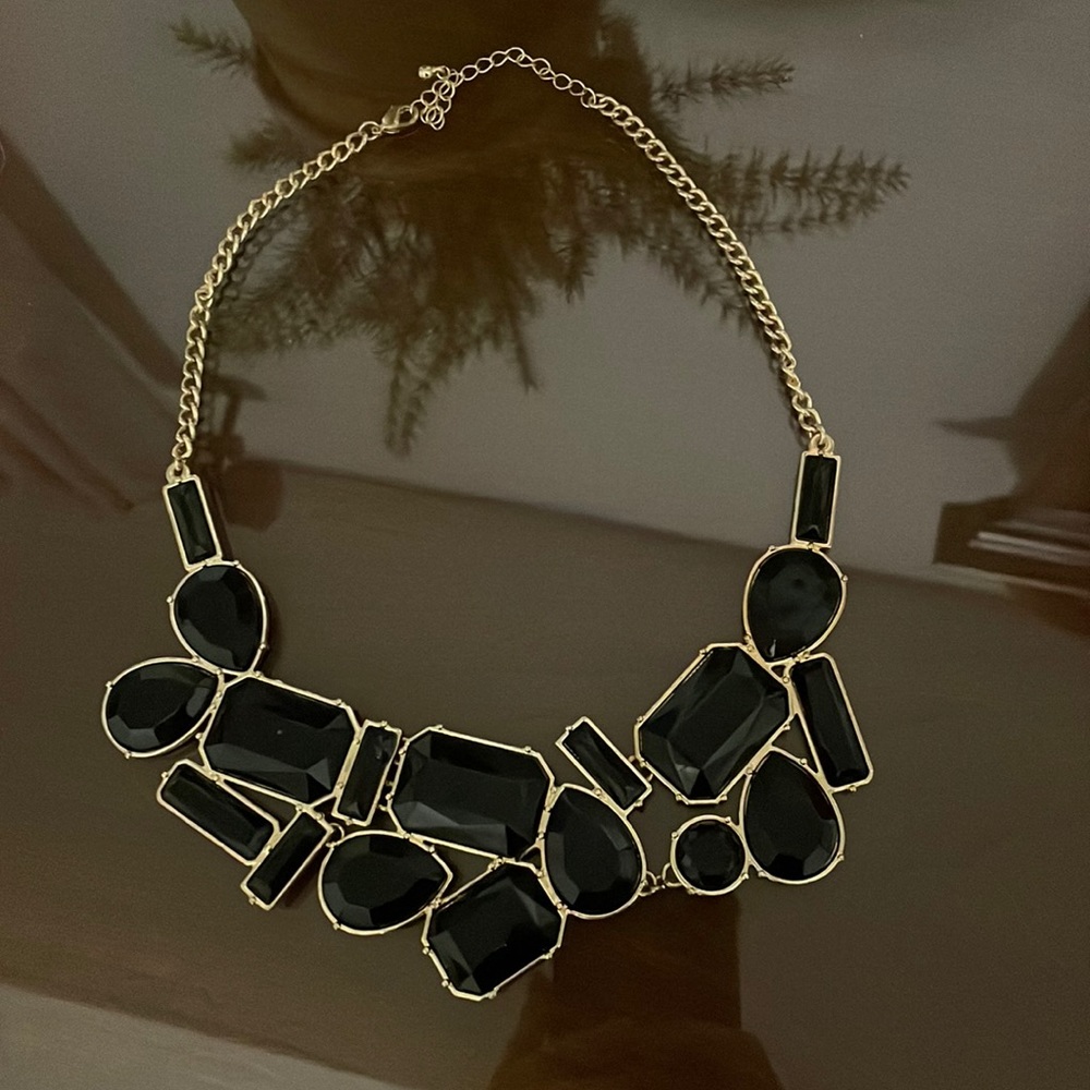NWOT necklace